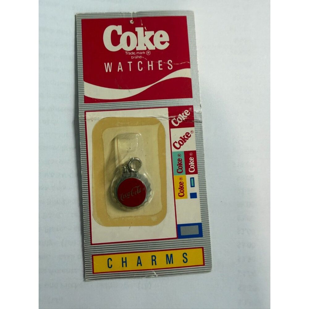 vtg coca cola bottle cap watch charm on original package card